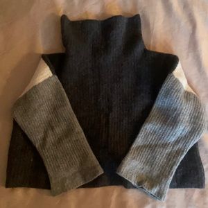 Cashmere tri color crop sweater
